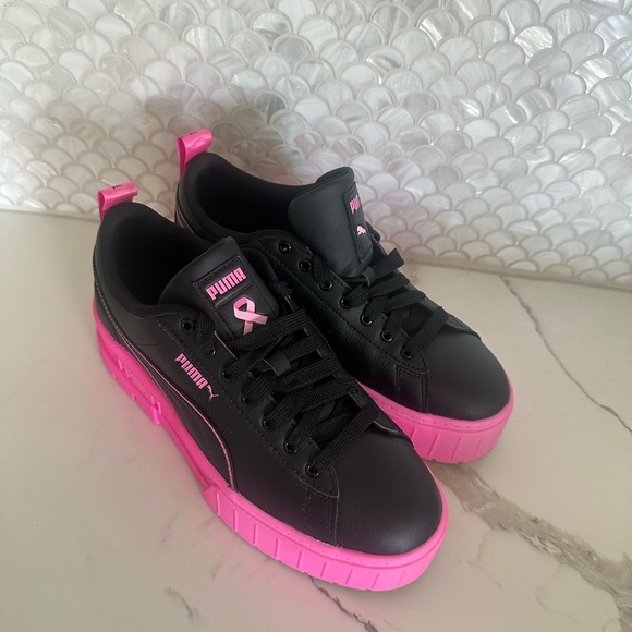 Puma Mayze 'Breast Cancer Awareness' Lace Up Platform Women’s Sneakers. Size 9 - Picture 2 of 7